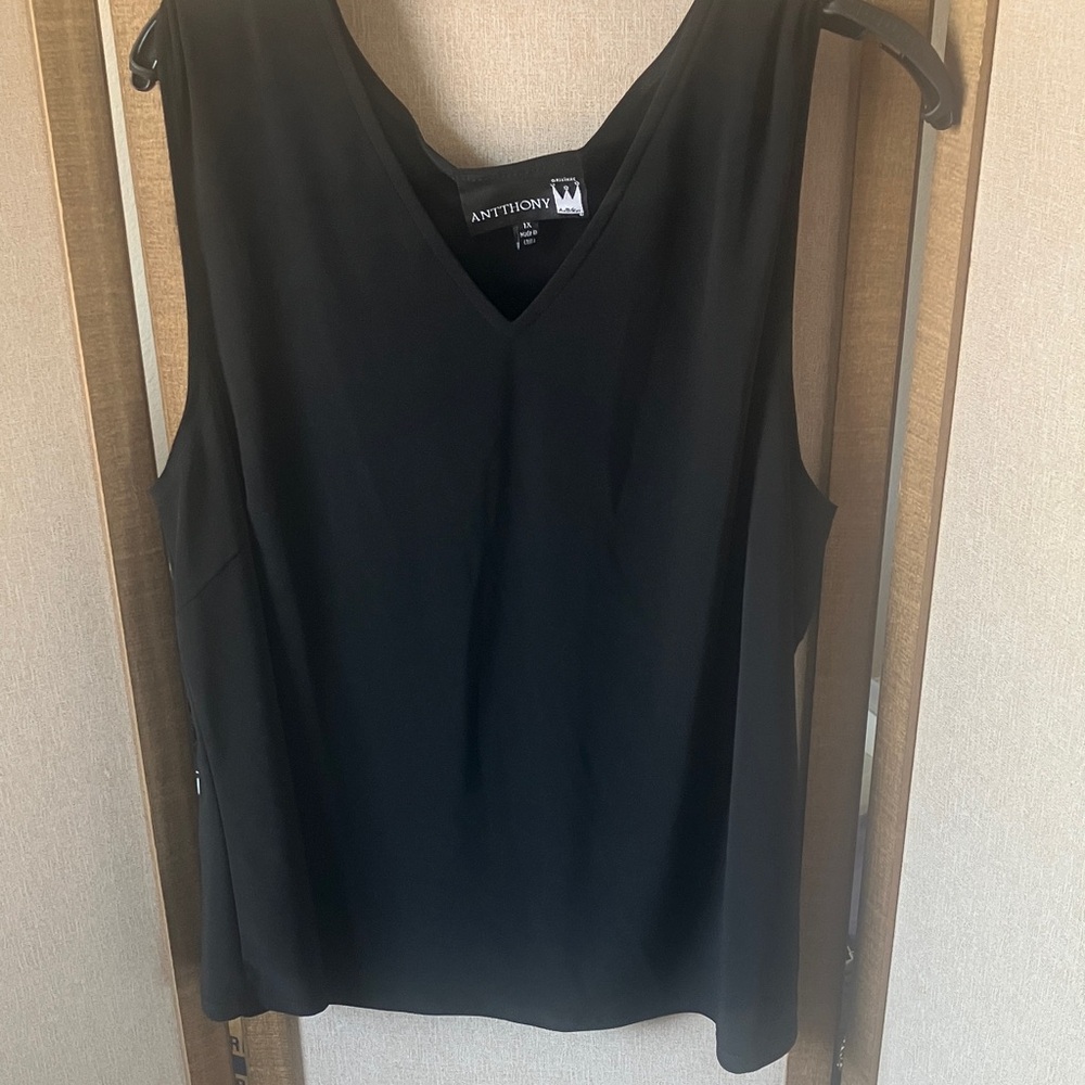 FINAL MARKDOWN Antthony Women's Elegant Black Tank Top 1X